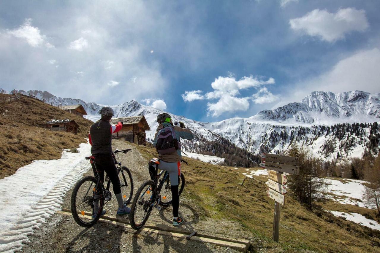 Вилла Binterhof Planca di Sopra Экстерьер фото